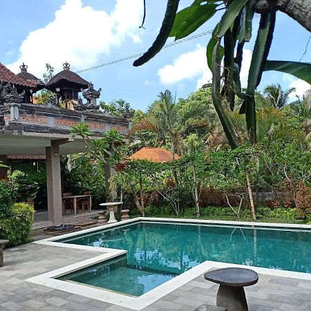 Ayu Bisma Homestay Ubud Exterior foto