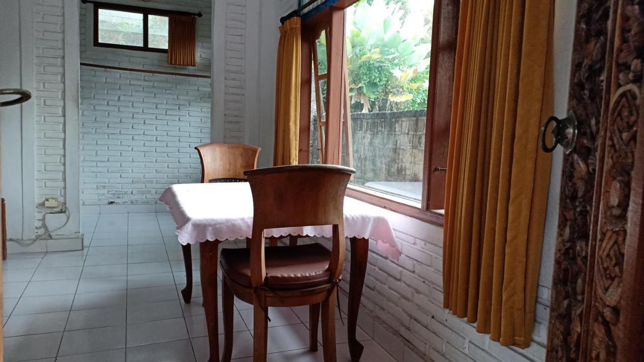 Ayu Bisma Homestay Ubud Exterior foto