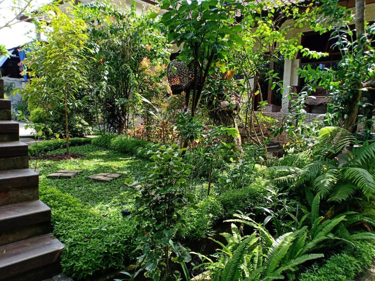 Ayu Bisma Homestay Ubud Exterior foto